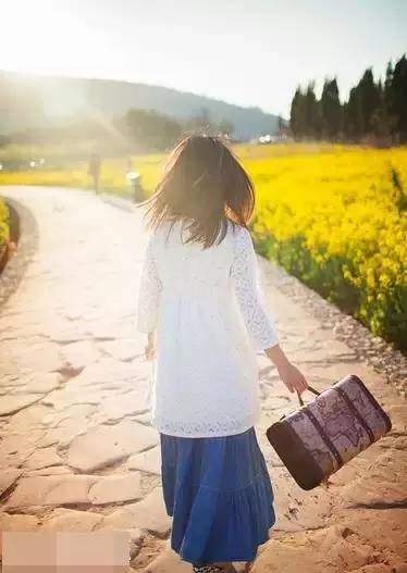女神攻略，春游拍照技巧，怎樣讓男朋友把你拍出唯美的效果。 - 第33張 | 哇機匯