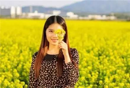 女神攻略，春游拍照技巧，怎樣讓男朋友把你拍出唯美的效果。 - 第10張 | 哇機匯
