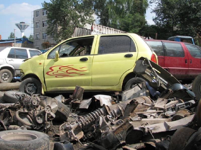 正規(guī)回收率不到30% 每年數(shù)百萬輛報(bào)廢汽車去哪了？