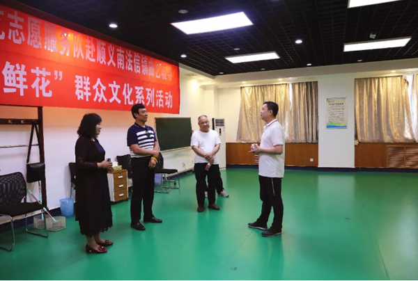 到人民中去！藝術(shù)家下基層受熱捧