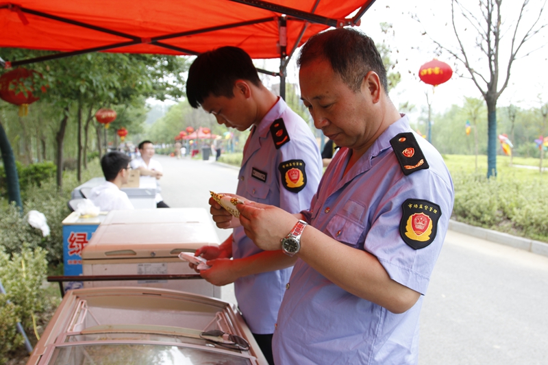 不忘初心 加強(qiáng)食品安全監(jiān)督檢查