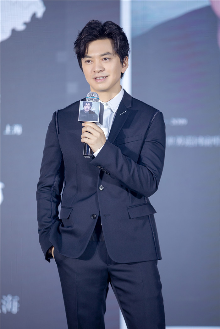 李健世界巡回演唱會挑戰(zhàn)自我