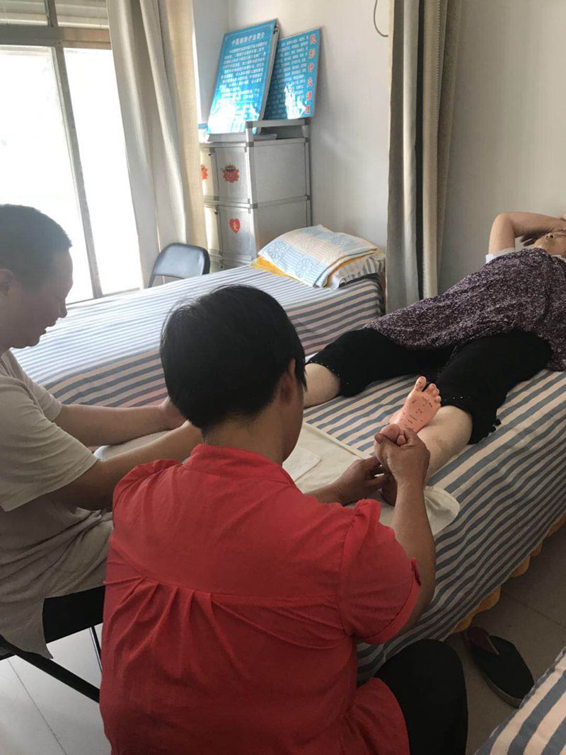 “巨榮指法”——?jiǎng)⒕諛s其人其事（二）