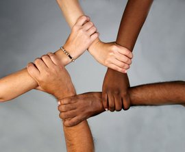 多元社會，拒絕身份歧視