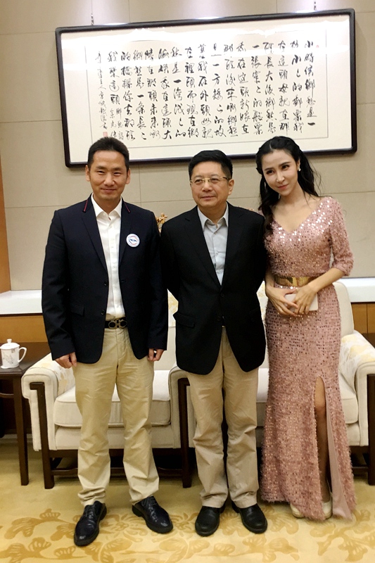 　鄭云亮相海峽兩岸“大陸行”聯(lián)合報道活動 電影《站??！小偷》倍受期待
