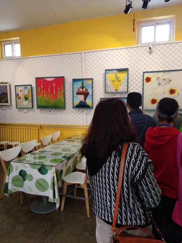 “向超現(xiàn)實(shí)主義敬禮”——方皎輝作品展北京開幕