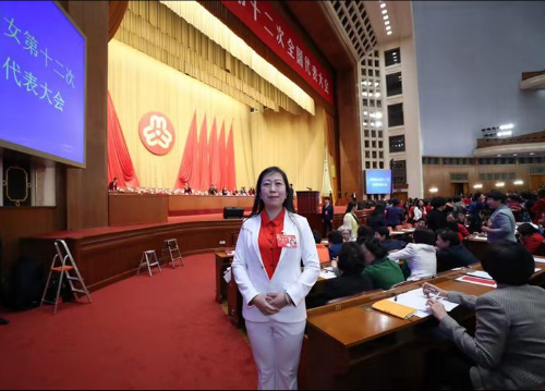 幗姐帶你走進(jìn)中國婦女十二大|十二大有個小“詩協(xié)”？