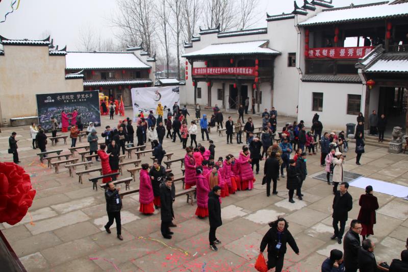藝術(shù)攝影，帶著美好開創(chuàng)未來