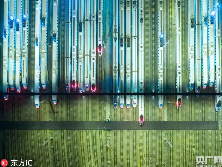 航拍高鐵車庫 列車進庫檢修宛若