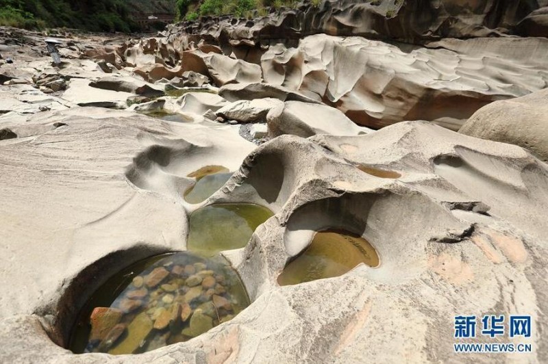 四川新現(xiàn)一處壺穴地貌