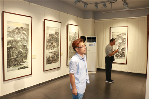 助力冬奧：河北省美術(shù)家協(xié)會主席團中國畫名家邀請展開幕