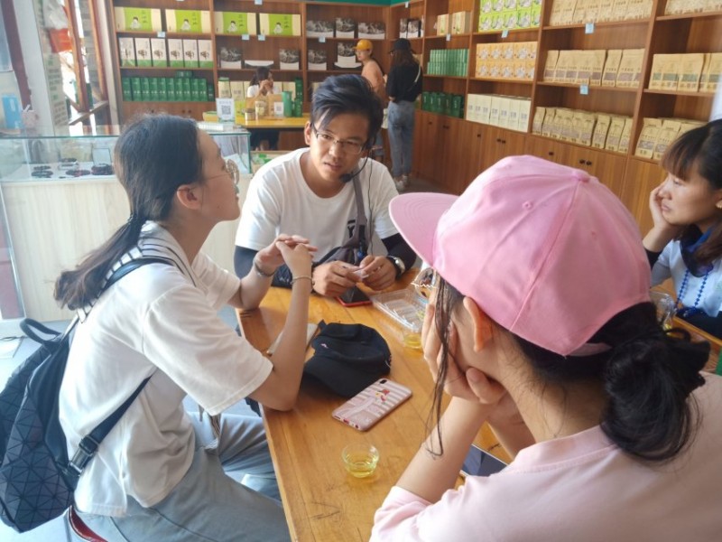 走近白洋淀，挖掘紅色文化資源——大學(xué)生暑期社會(huì)實(shí)踐