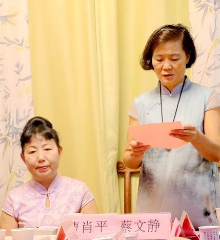 蔡文靜長篇小說《戲說銀行故事》、劇本《陽光正燦爛》座談會在京舉辦
