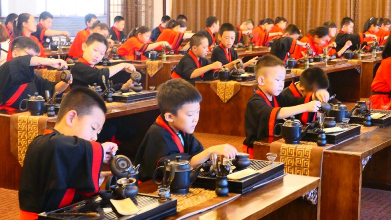  中聯(lián)潤(rùn)智騏航教育組織潤(rùn)騏國(guó)學(xué)研修體驗(yàn)營(yíng)，獻(xiàn)禮祖國(guó)70華誕
