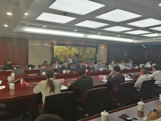 智能電視開機(jī)廣告“強(qiáng)買強(qiáng)賣” 江蘇消保委約談“一鍵關(guān)閉”
