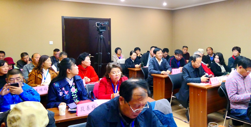 中國(guó)文藝名家五臺(tái)山藝術(shù)之旅暨全國(guó)優(yōu)秀文藝作品征評(píng)頒獎(jiǎng)典禮在五臺(tái)山舉行