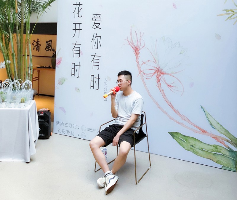 人五:畫(huà)了上百種水彩植物的插畫(huà)師