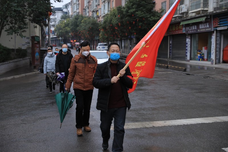 四川劍閣抗疫一線守護的戰(zhàn)士們
