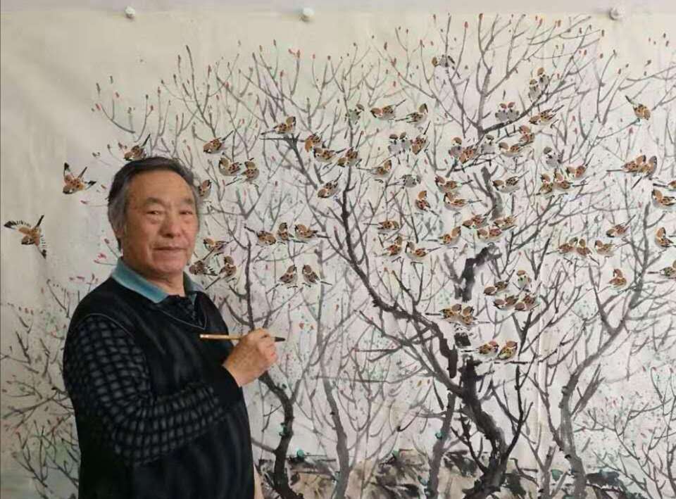 著名書畫家周春民為抗擊新冠肺炎疫情創(chuàng)作畫作、義拍捐款