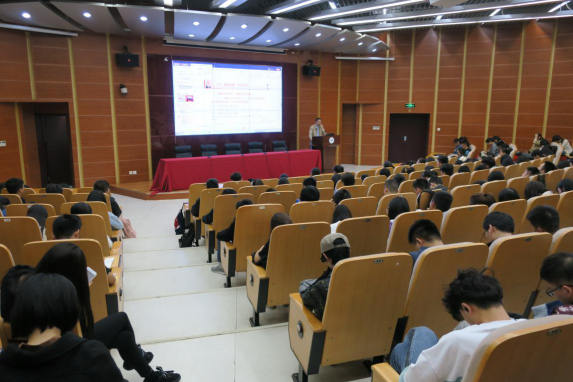 金寨縣委黨史和地方志研究室主任 榮獲全省“基層理論宣講先進(jìn)個(gè)人”稱(chēng)號(hào)