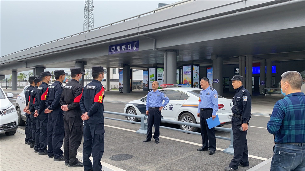 五一我在崗丨致敬！向每一位在勞動(dòng)節(jié)堅(jiān)守崗位的人民警察