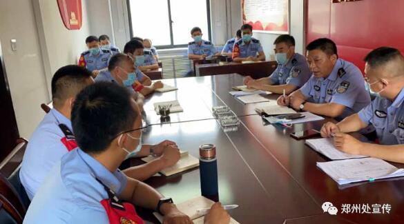 鄭州乘警五大隊(duì)：結(jié)合紀(jì)律作風(fēng)教育整頓活動(dòng)開(kāi)展實(shí)戰(zhàn)化大練兵活動(dòng)