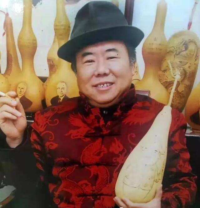 著名國禮藝術(shù)家張?zhí)珟X作品鑒賞