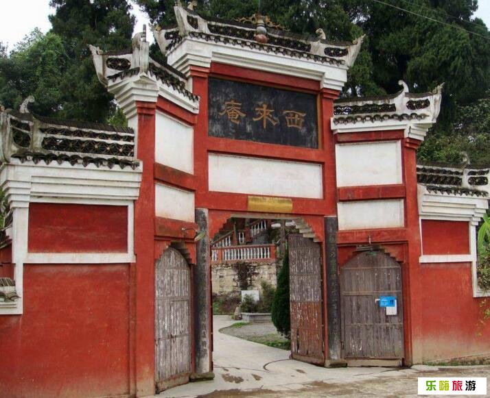 13歲出家，15歲考佛教大學，8年后，成最年輕住持：面相慈悲清秀