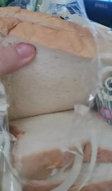 “凍齡”面包！過期半年沒有霉變、腐壞，這品牌很多人吃過！生產(chǎn)商：防腐劑符合標(biāo)準(zhǔn)