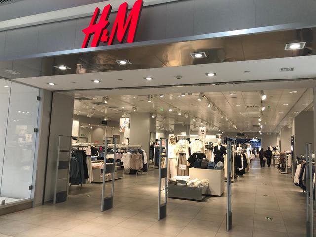 H&M抵制新疆棉花事件，鄭州不買賬，記者探訪：退貨、拒買成常態(tài)