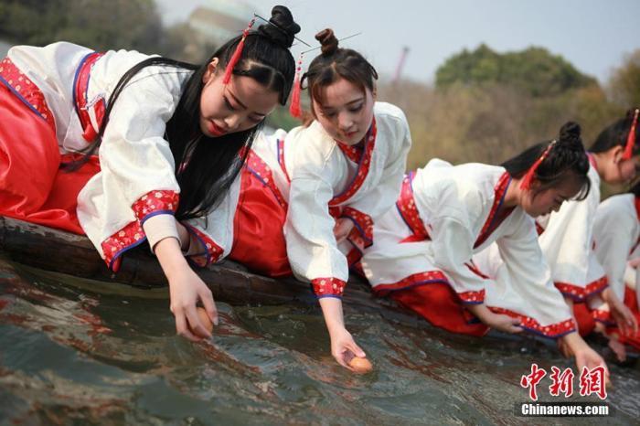 清明節(jié)，能祝別人節(jié)日快樂(lè)嗎？