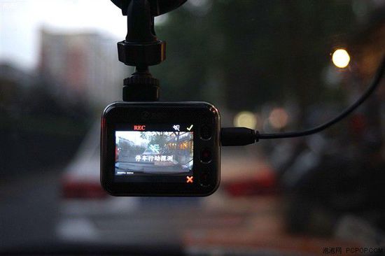 高標(biāo)送檢低標(biāo)銷售 誰推高了行車記錄儀的價格？