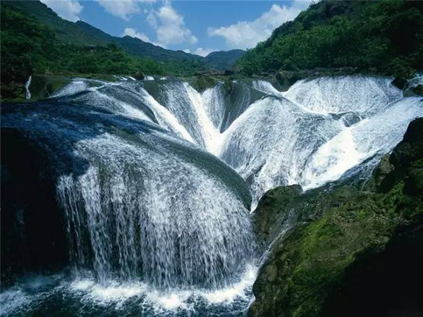 俄羅斯人拍了幾張中國(guó)的照片，獲得了國(guó)際頭獎(jiǎng)，驚艷了全世界。 