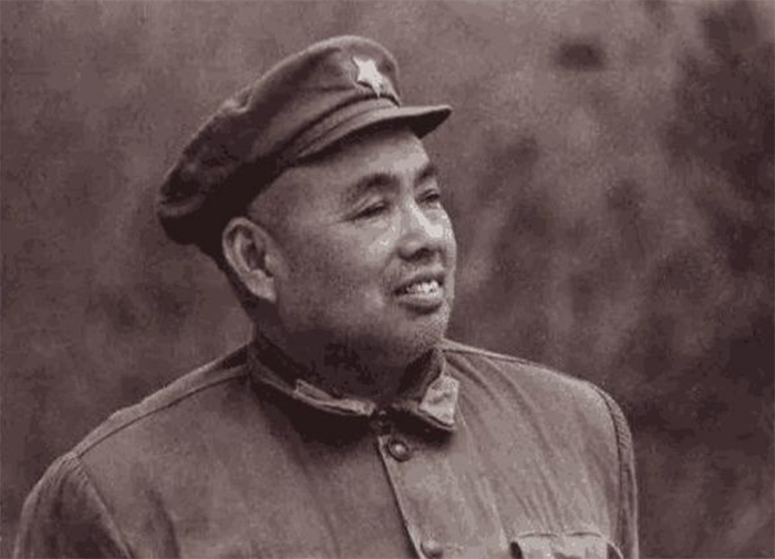 對越作戰(zhàn)后為何楊得志與許世友一個(gè)榮升一個(gè)榮退