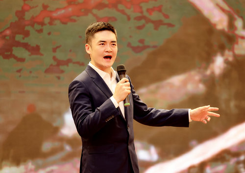 中華詩詞學會演藝界詩詞工作委員會成立暨詩詞吟誦大會在京舉行