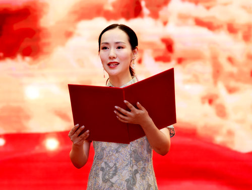 中華詩詞學會演藝界詩詞工作委員會成立暨詩詞吟誦大會在京舉行