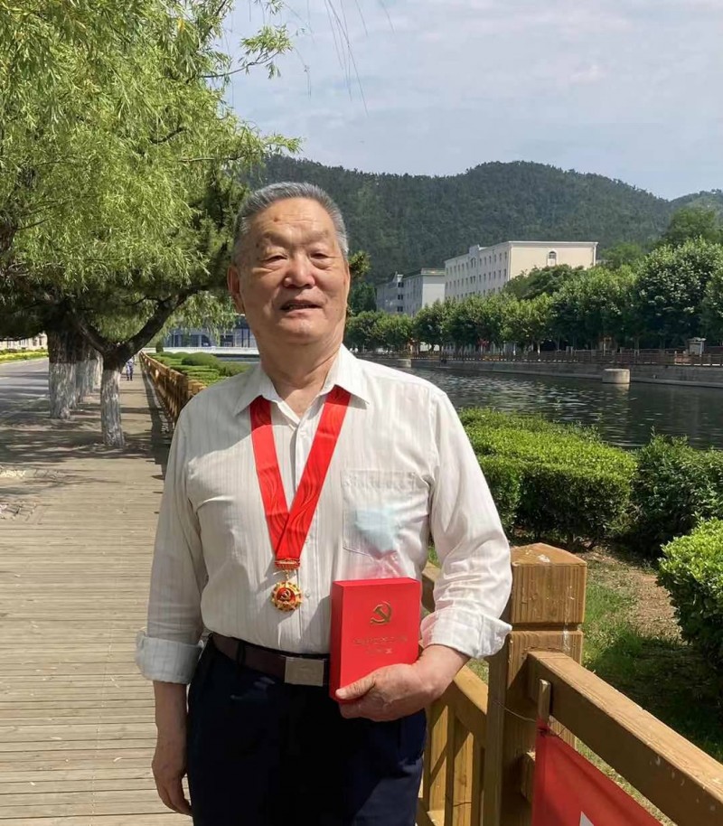 陸儒德——銘記使命，緊跟黨奮斗七十載
