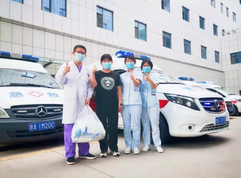 河南核酸采樣｜她們連續(xù)工作38小時，累到直不起腰，但覺得值！