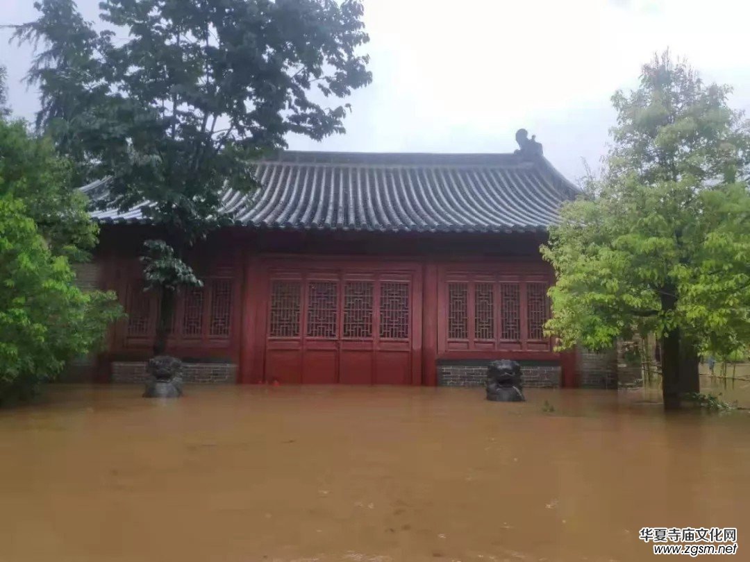 暴雨下的滎陽洞林寺受災實況，千年古剎災后修建迫在眉睫