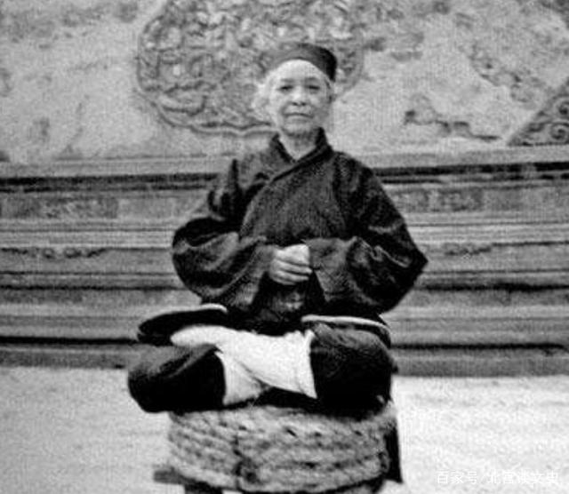 武當?shù)拦美钫\玉：活到118歲，晚年生黑發(fā)長新牙，臨終留下三個字