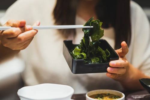 甲狀腺結(jié)節(jié)高發(fā)，到底要不要吃碘鹽？