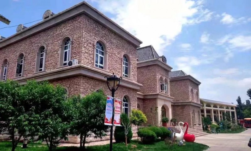 寧夏銀川昊苑村：只因葡萄酒，變身“國(guó)際村”