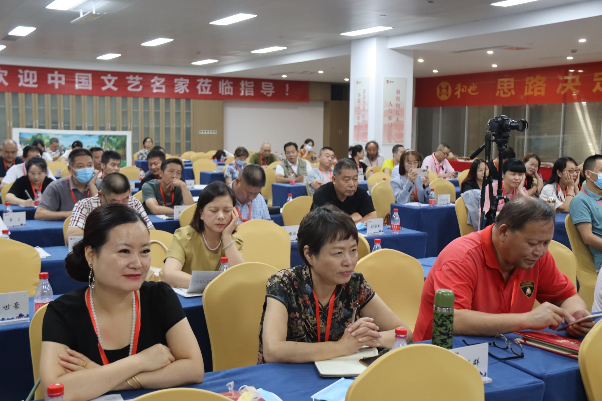 “品讀孝鄉(xiāng) 放歌和也”藝術之旅·第12屆中國作家新創(chuàng)作論壇在安吉舉行