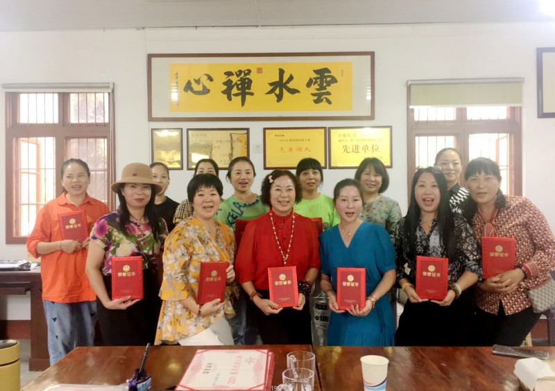 九九重陽節(jié)慈孝萬里行愛心公益活動(dòng)
