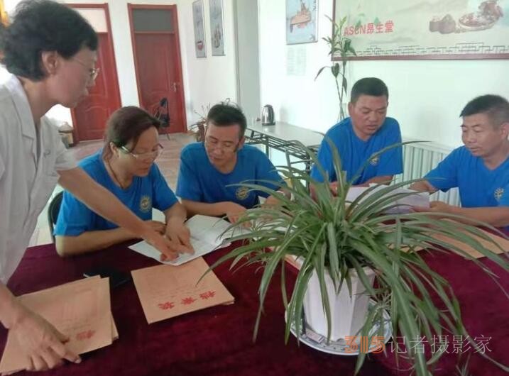 白衣天使——寫給一位療愈癌癥的坐堂醫(yī)