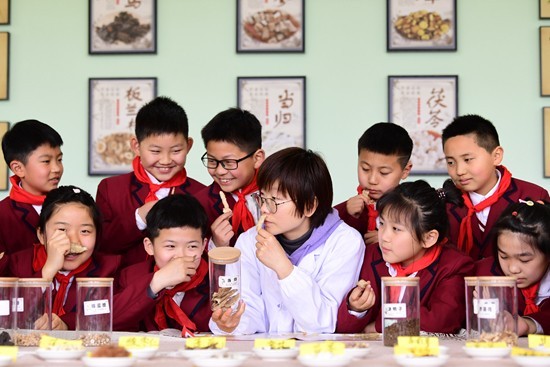 “雙減”之下，教師迎來職業(yè)生涯“拐點(diǎn)”