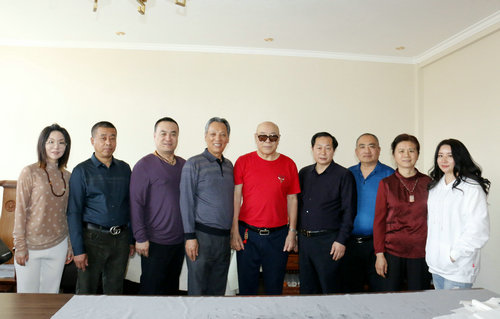 沙僧扮演者劉大剛一行走進巴林石文化藝術(shù)館（籌）交流