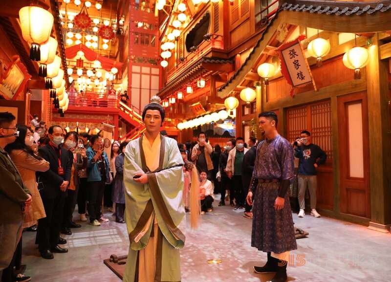 全國首個唐風市井文化街區(qū)“長安十二時辰”開市
