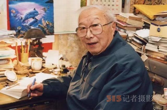 100歲的任溶溶，曾經(jīng)是小孩，永遠(yuǎn)懂小孩
