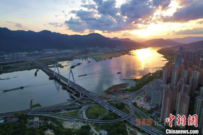 這一省會(huì)城市土拍要求“現(xiàn)房銷售”，啥信號(hào)？